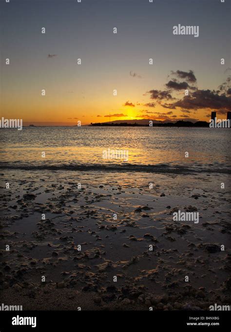 Sunset at Ala Moana Beach Park, Oahu, Hawaii Stock Photo - Alamy