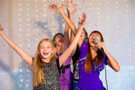 The 10 Best Kids Karaoke Machines of 2022 | Karaoke party, Kids karaoke ...