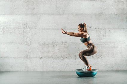 10 Benefits of Doing Squats on a Bosu Ball — GripRoom