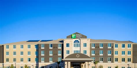 Hotel In North Austin With Pools | Holiday Inn Express & Suites Austin ...