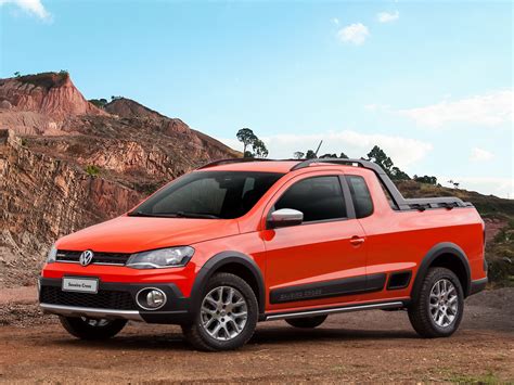 2014 Volkswagen Saveiro Cross Is a Funky Brazilian Pickup [Video ...