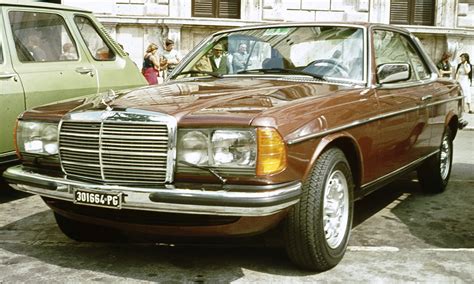 View of Mercedes-Benz W123 Coupe. Photos, video, features and tuning of ...