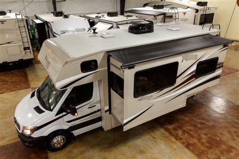 Small Class A Motorhomes With Slide Outs - YASWAY