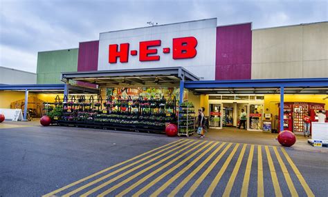 EXCLUSIVE: HEB buys Twin Oaks center at Oltorf, Congress | Austin ...