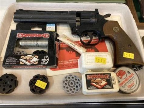 Crosman CO2 Pistol | Live and Online Auctions on HiBid.com