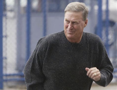 Mel Stottlemyre, former Yankees' ace/pitching coach, 'fighting for life ...