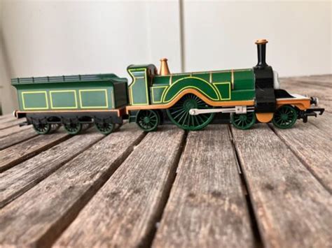 Bachmann Emily HO scale with moving eyes + her coaches | eBay