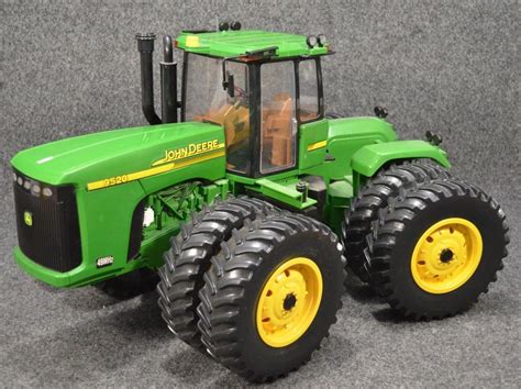 Ertl JOHN DEERE 9620 Duals Tractor RC Remote Radio Control 9.6V 49Mhz ...