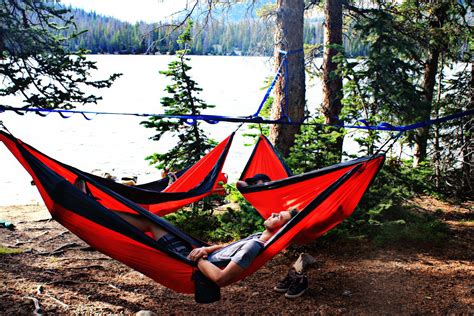 Create 'Hammock Commune' With Tree-O Frame