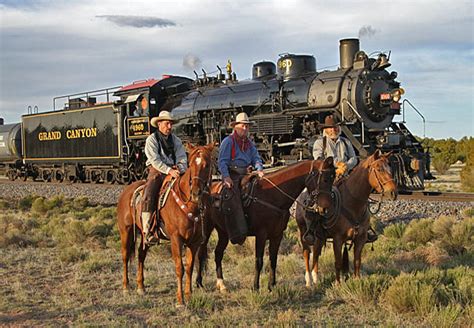 Grand Canyon Railway | Train ride along the Grand Canyon South Rim