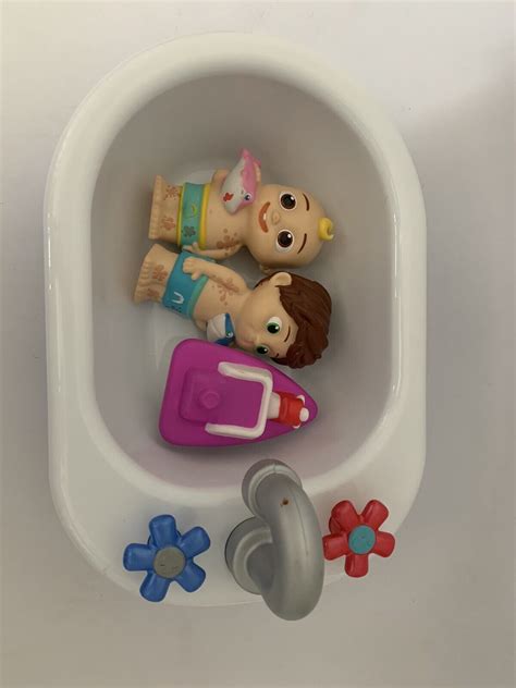 Cocomelon Musical Bathtime Playset and similar items