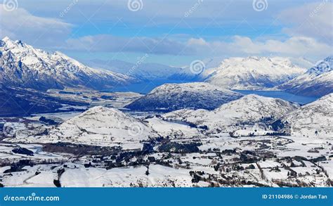 New Zealand Snow Mountains Royalty Free Stock Image - Image: 21104986