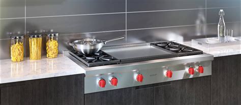 Wolf 48" Sealed Burner Rangetop - 4 Burners and Infrared Dual Griddle ...