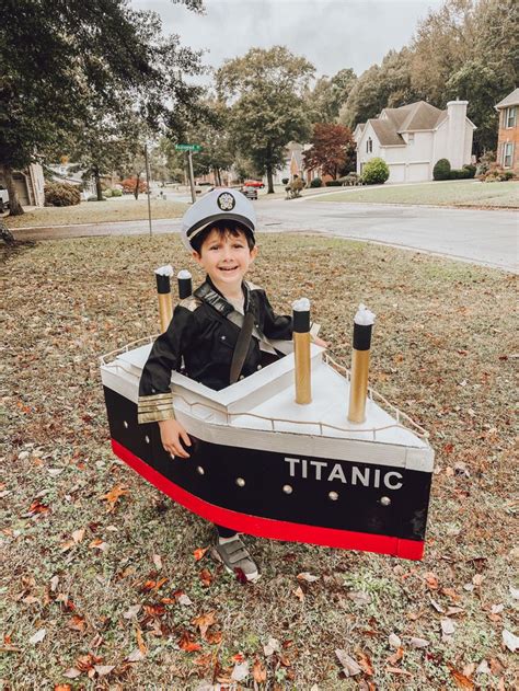 Homemade Titanic costume | Creative halloween costumes diy, Fancy dress ...