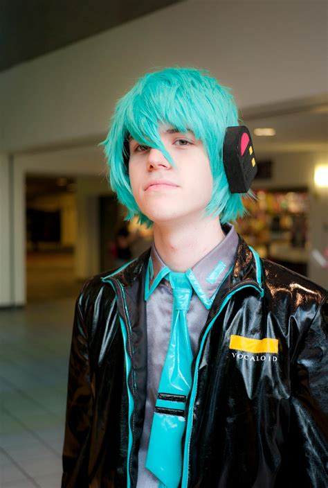 Male Hatsune miku by Color-Skopar on DeviantArt