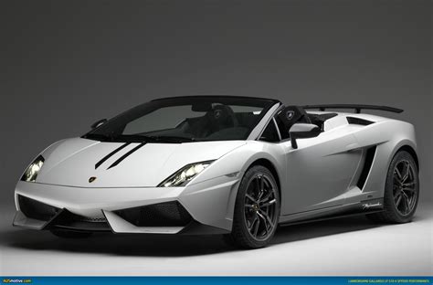 AUSmotive.com » Lamborghini Gallardo LP 570-4 Spyder Performante