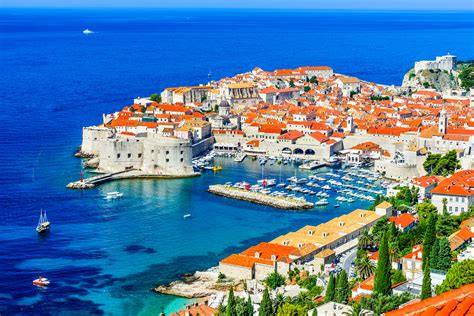 The Pearl of the Adriatic – Dubrovnik | Shopping in Romania