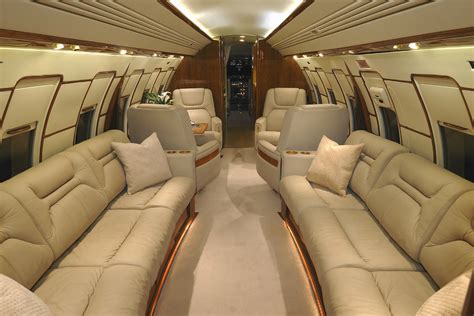 Comparing First-Class to Private Jets - Presidential Aviation