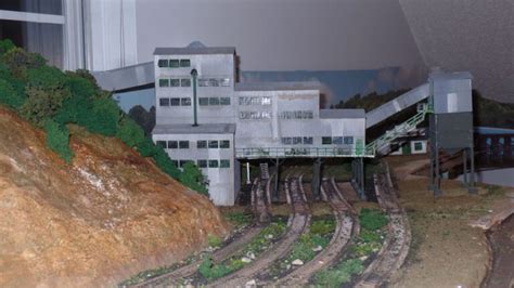 HO Scale Logging Layout - James Model Trains