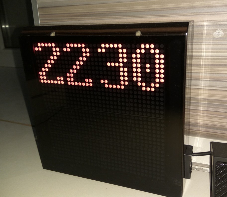 infoclock box