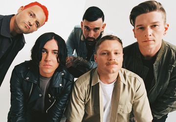 Lirik dan Chord Lagu Free Now – Sleeping With Sirens