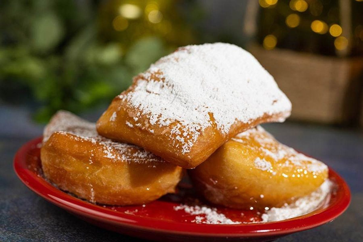 Where to find Tiana's beignets and other treats at Magic Kingdom