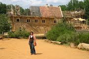 We visited Guedelon, in the Puisaye, where a medieval castle is actually . (img )