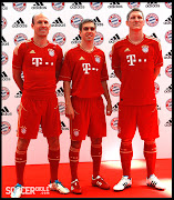 Badge Bayern Munich. Arjen Robben, Philipp Lahm ngan Bastian Schweinsteiger . (bayern hm large)