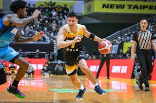 2022-23 PLG 季中年度獎項得主：年度教頭應難有懸念，但...楊敬敏衛冕 MVP？