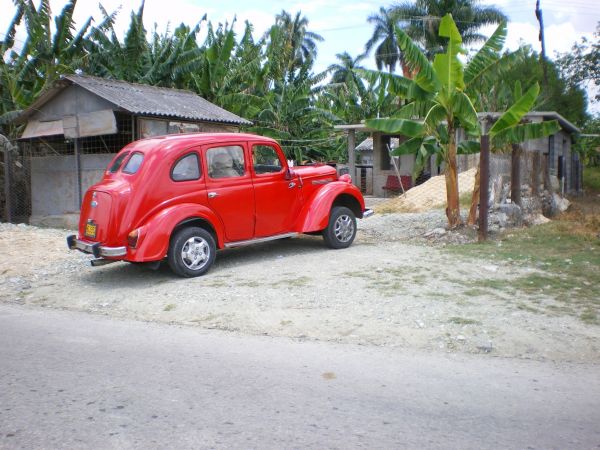 rot,Auto,Rad,Volkswagen,Fahrzeug,Oldtimer