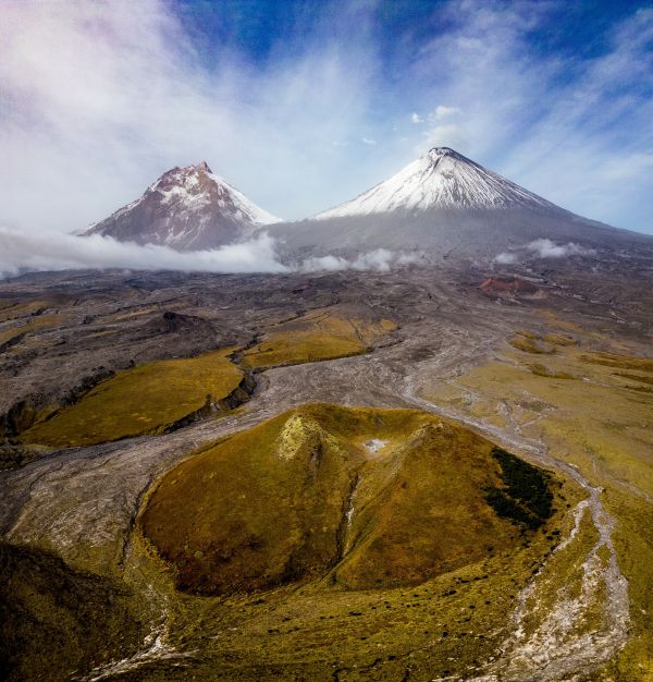 montanhas,Pico nevado,neve,nuvens