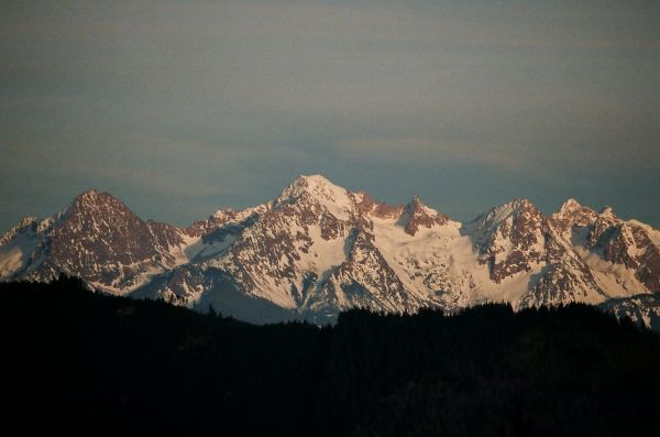 Góra,niebo,atmosfera,Chmura,Ekoregion,roślina