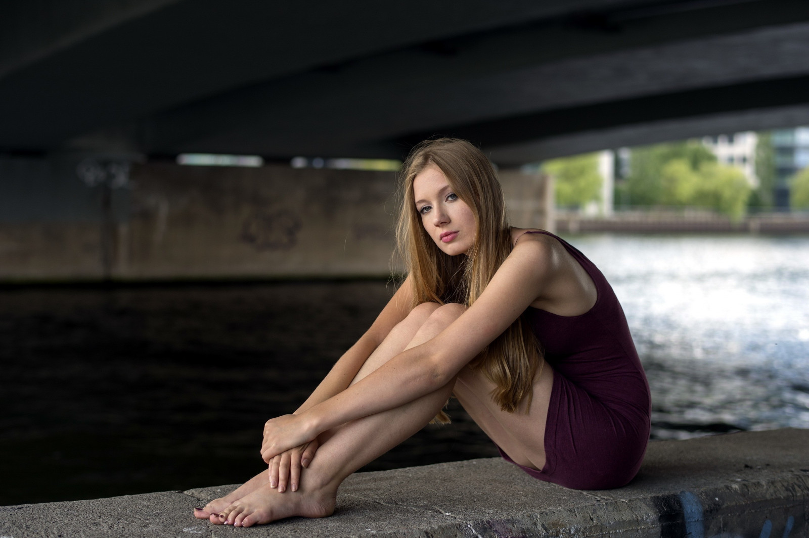 Female Legs Model In Knee Highs