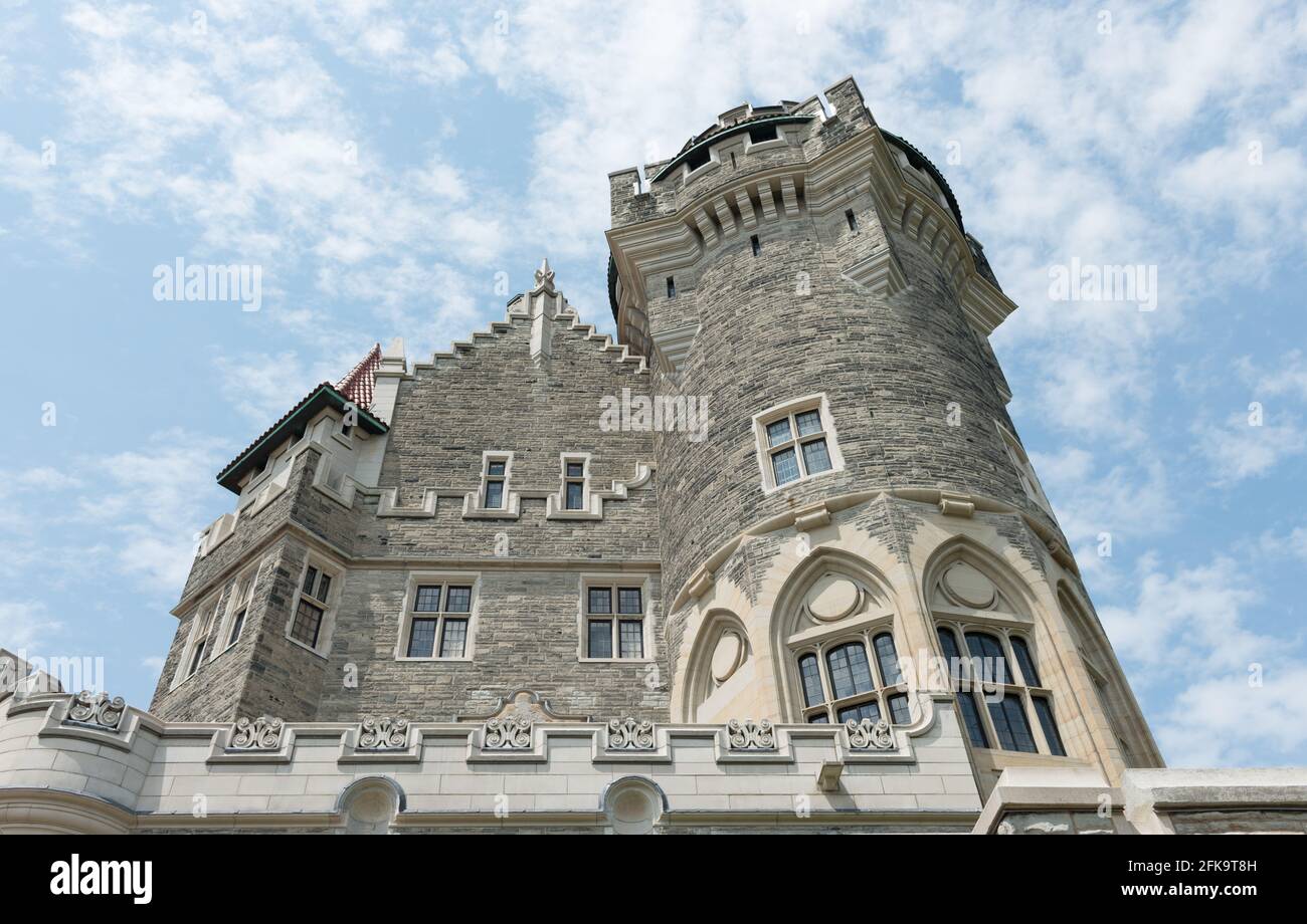 Casa Loma (Toronto) - south facing exterior elevation with tower (from garden) Stock Photo