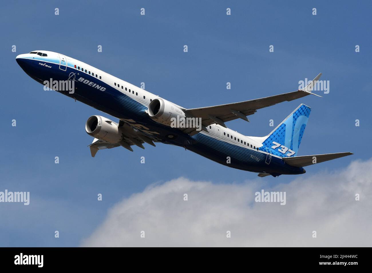 BOEING 737-MAX10 AT FARNBOROUGH AIR SHOW. LARGEST MEMBER OF 737 MAX FAMILY. Stock Photo