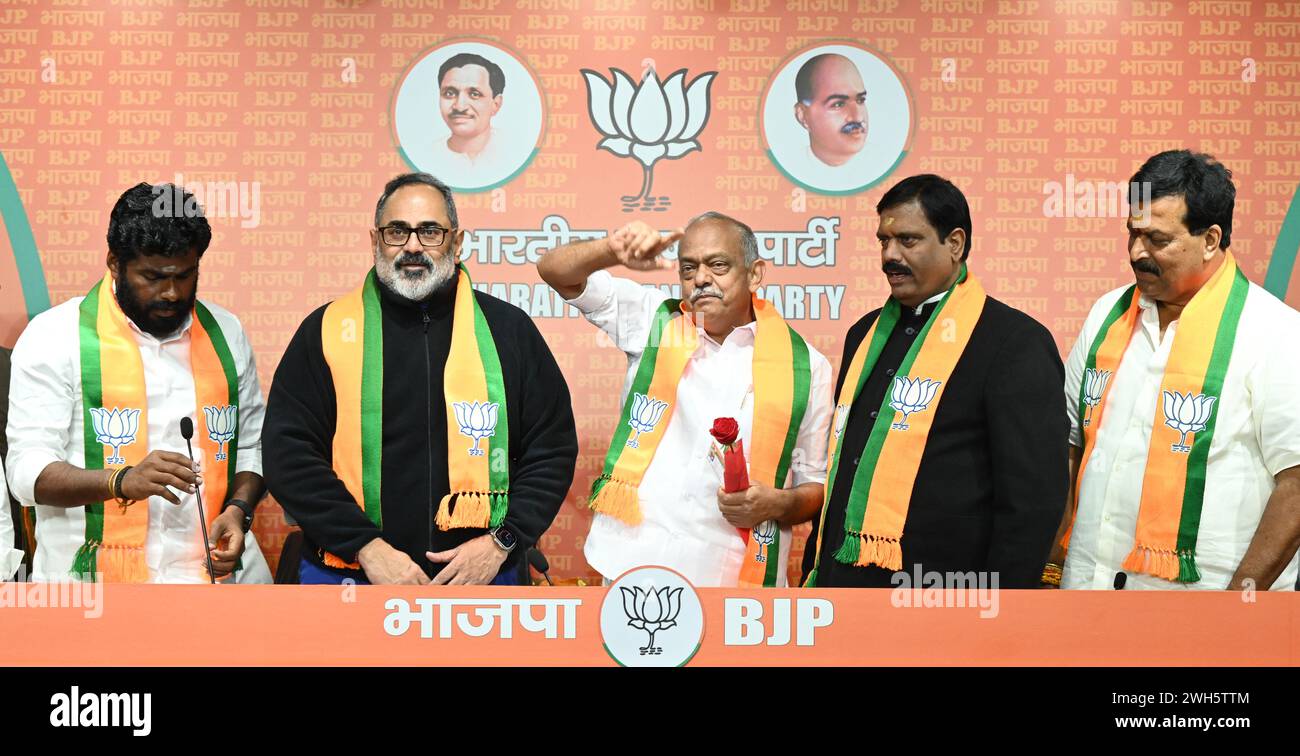 India. 07th Feb, 2024. NEW DELHI, INDIA - FEBRUARY 7: Ex. MLAs of ADMK and DMK join BJP in presence of Union Minister and BJP senior leader Rajeev Chandrasekhar, Tamil Nadu BJP President K. Annamalai at party headquarters on February 7, 2024 in New Delhi, India. (Photo by Sonu Mehta/Hindustan Times/Sipa USA) Credit: Sipa USA/Alamy Live News Stock Photo