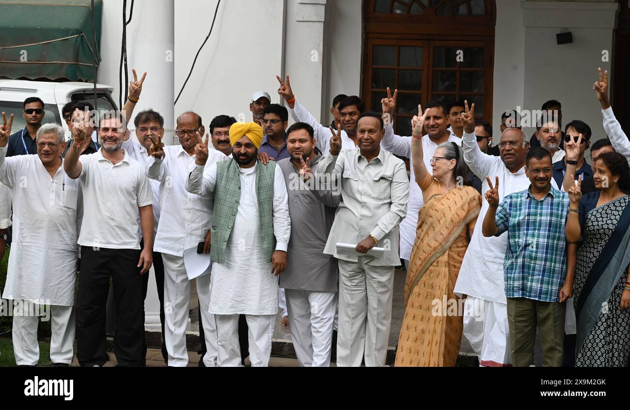 NEW DELHI, INDIA - JUNE 1: Congress President Mallikarjun Kharge, the party leaders Sonia Gandhi and Rahul Gandhi, Delhi Chief Minister and AAP chief Arvind Kejriwal, Punjab Chief Minister Bhagwant Mann, JMM leader Kalpana Soren, NCP President Sharad Pawar, DMK leader TR Baalu, RJD leader Tejashwi Yadav, CPI(M) Sitaram Yechury and others after INDIA bloc leaders’ meeting at Kharge’s residence, on June 1, 2024 in New Delhi, India. The INDIA bloc meeting in Delhi to discuss the future course of action after the results of the Lok Sabha polls are announced on June 4. (Photo by Arvind Yadav/Hindus Stock Photo