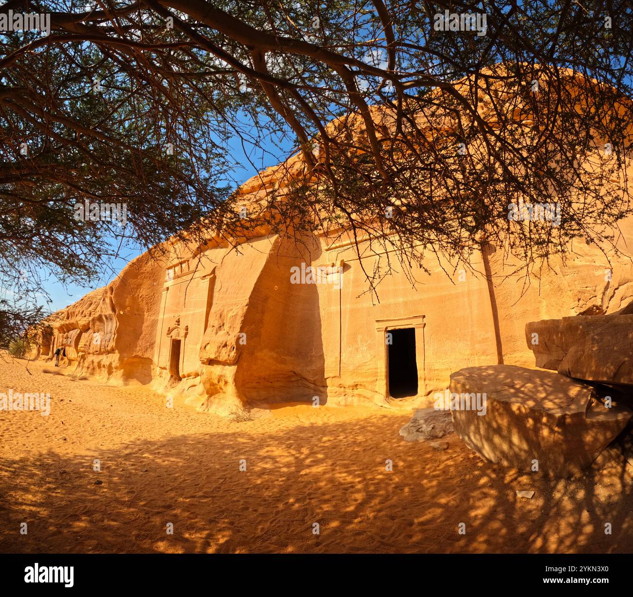 Tombs 40 and 39,  Jabal AlBanat (Qasr AlBint), Hegra Archaeological Site (al-Hijr / Madā ͐ in Ṣāliḥ), in the desert near Al Ula, Saudi Arabia. No PR o Stock Photo