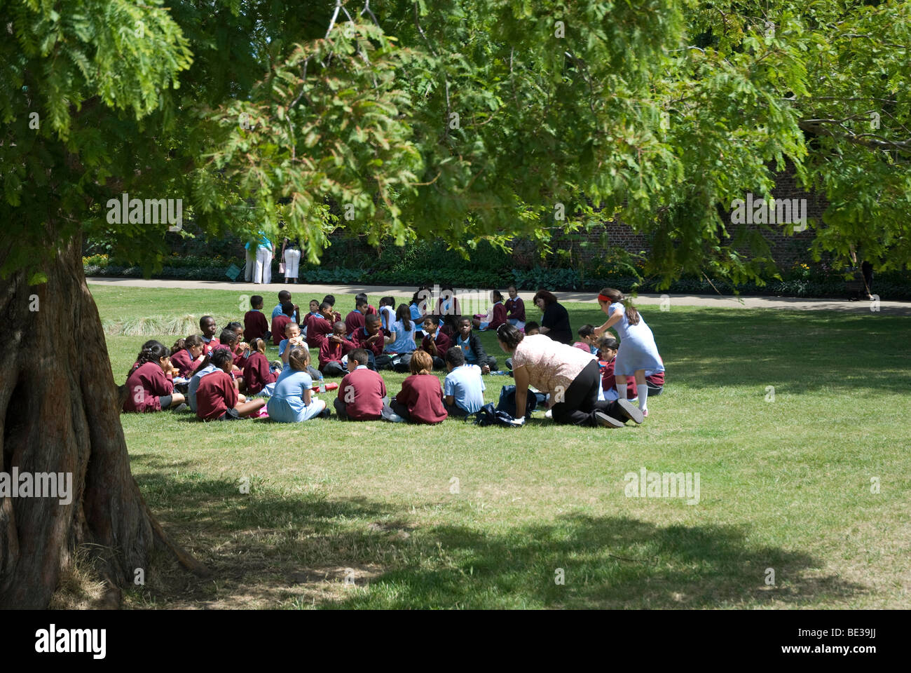 Picnic party, Hampton Court Middlesex London England UK Stock Photo