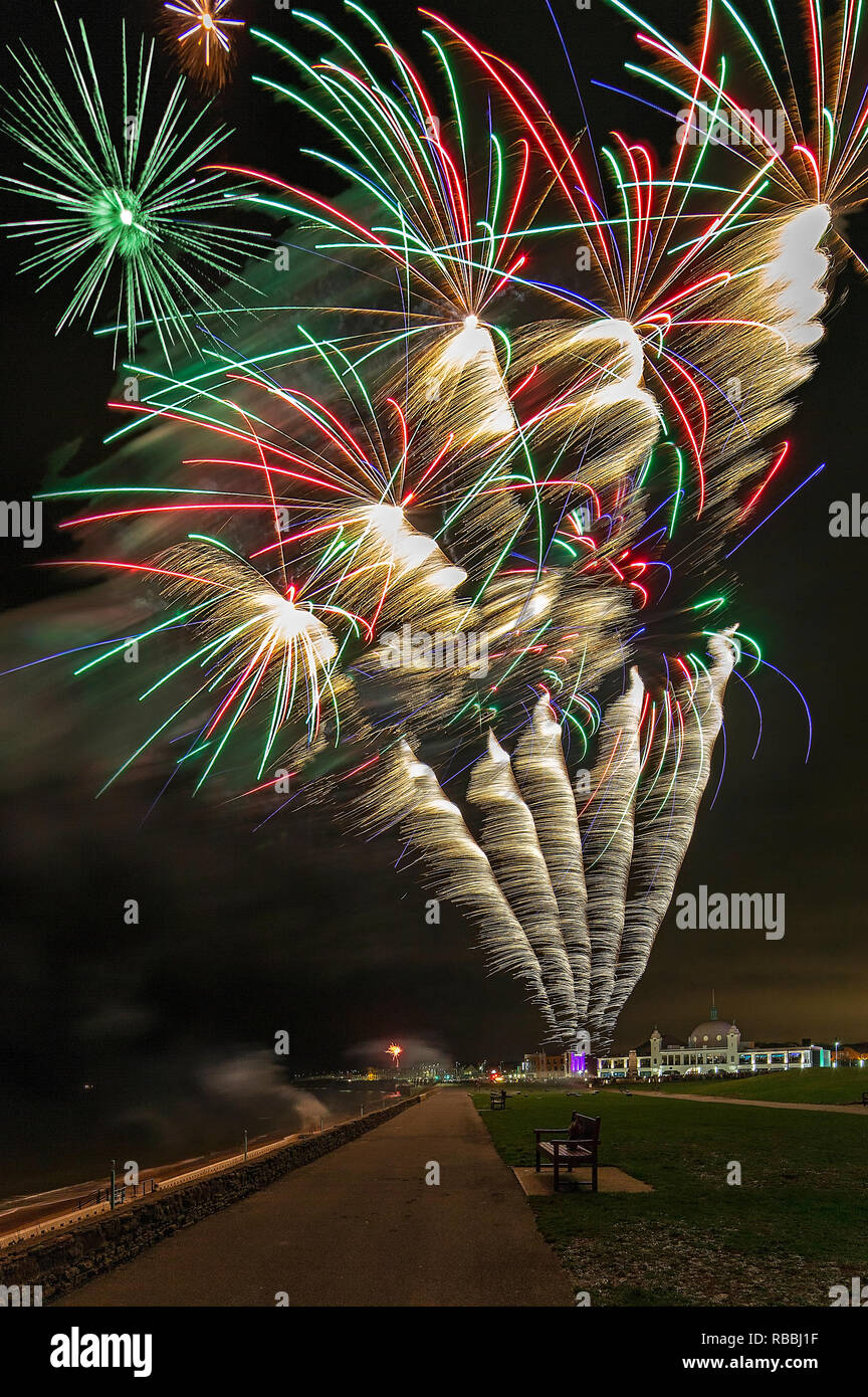 New Year's Eve fireworks above Spanish City, Whitley Bay, North Tyneside, United Kingdom Stock Photo