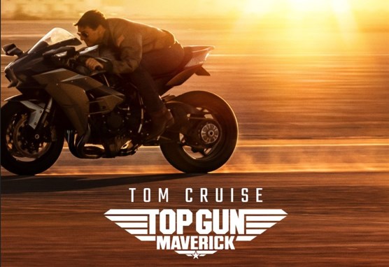 キャンピングカーの車窓から  トップガン マーヴェリック（TOP GUN MAVERICK）バイク乗りは必見！！