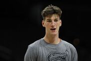 Olivier Rioux Florida Gators tallest teenager NCAA