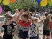 La fin de l’année scolaire joyeusement fêtée par les écoliers