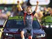 Revivez avec nous la victoire en solitaire de Tom Pidcock au sommet de l'Alpe d'Huez