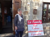 Le bar-tabac Le Family et sa tenancière, une véritable institution