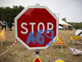 Autoroute A69 : un campement d'opposants partiellement évacué par les gendarmes