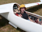 Gabrielle Azema-Parrondo, l’une des trois adhérentes du centre de vol à voile bressan