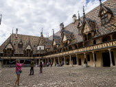 Les hospices de Beaune en ordre de marche pour toucher un nouveau public