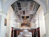 L’intérieur de l’église en travaux