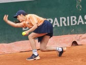 À 15 ans, elle a été ramasseuse de balles à Roland Garros : la seule du département